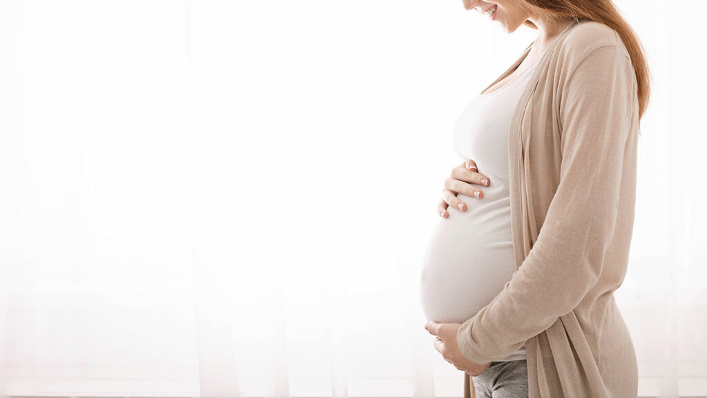 La prestación “Nacimiento y Cuidado de Menor” implica una etapa de descanso para las madres.