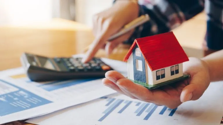 El programa de ayudas al alquiler de vivienda en Galicia está disponible para las familias con menos recursos económicos.