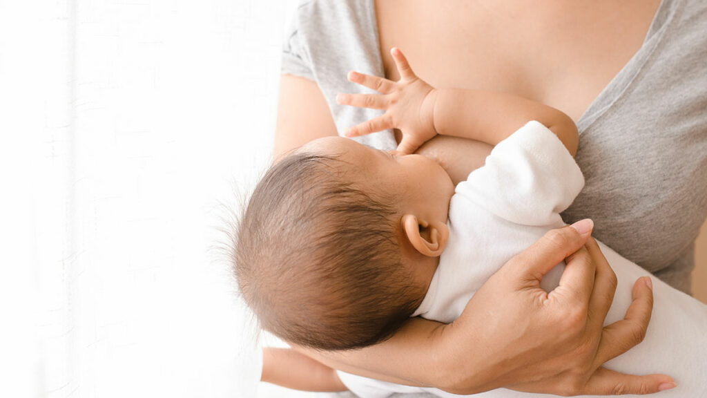 El riesgo durante la lactancia es un derecho que tienen las madres trabajadoras.