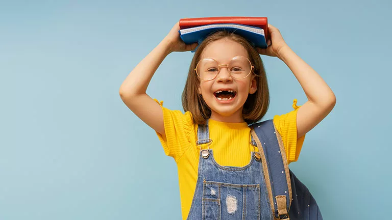 La vuelta al cole: becas para los alumnos.