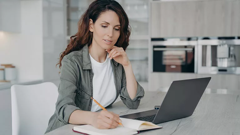 El Complemento de Apoyo al Empleo puede solicitarse tras agotar el paro.