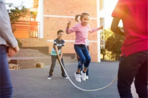 La iniciativa permite a familias vulnerables fomentar los hábitos saludables de sus hijos