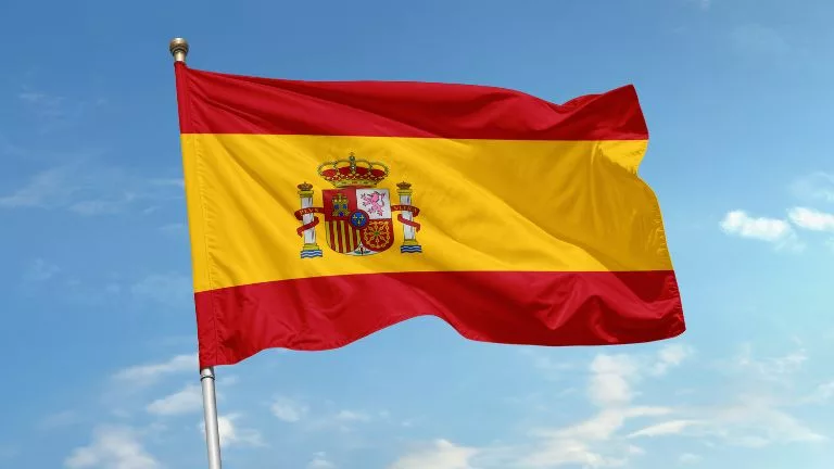 Renovar la tarjeta de residencia es un trámite fundamental. 