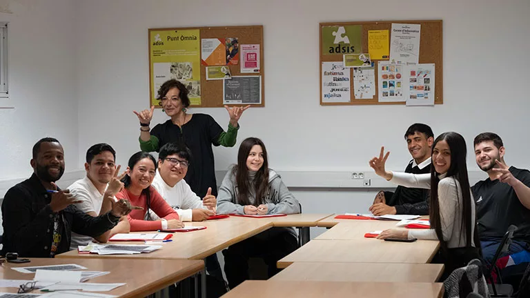 "Estar presentes": la filosofía que mueve a Fundación Adsis en su lucha contra la exclusión