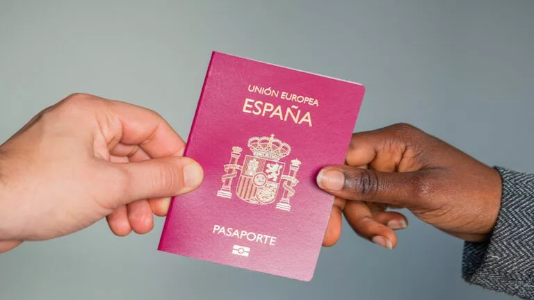 La abogada de Extranjería Machelin Diaz nos cuenta las claves para solicitar la nacionalidad en España