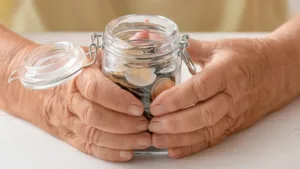 Importes de las pensiones mínimas y máximas 2026 en España: